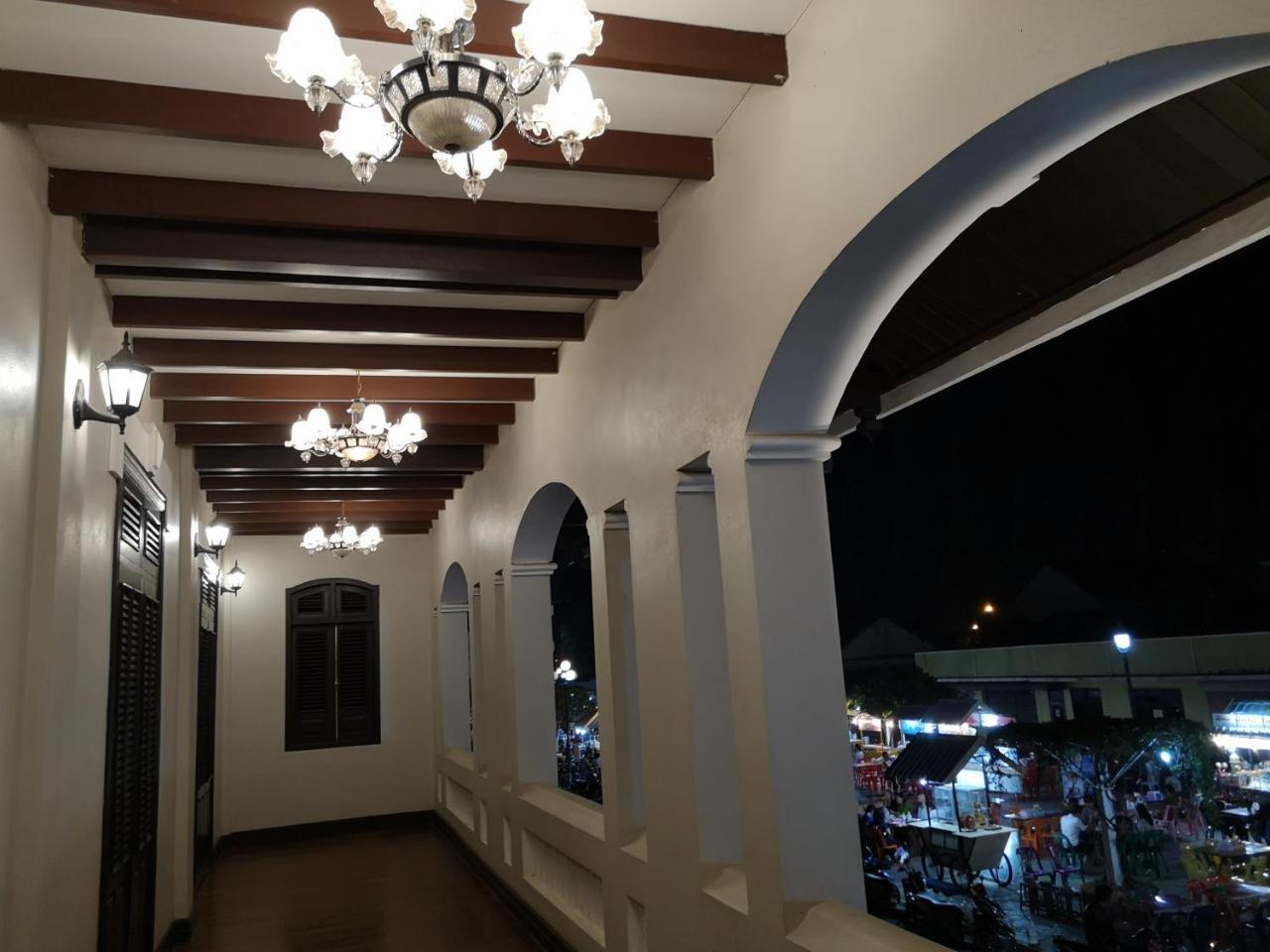 Queens Inn Savannakhet Esterno foto